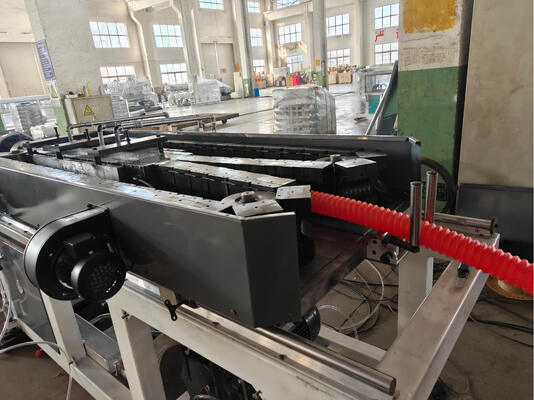 High Accuracy Single Wall Corrugated Pipe Extrusion Line with Auto Feeding and Water Cooling Systems