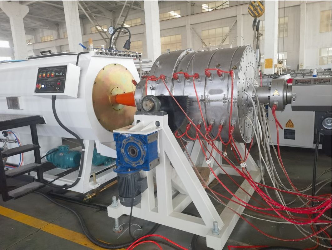 PE PP PVC Processing HDPE Pipe Extrusion Line With Omron Temperature Control And Single Screw