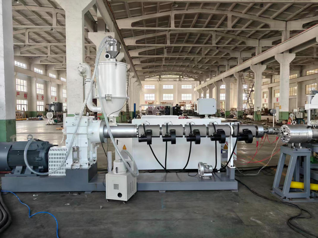 220-440V Voltage 15m/min Max Output Speed Full Intermeshing Single Wall Corrugated Pipe Extrusion Line
