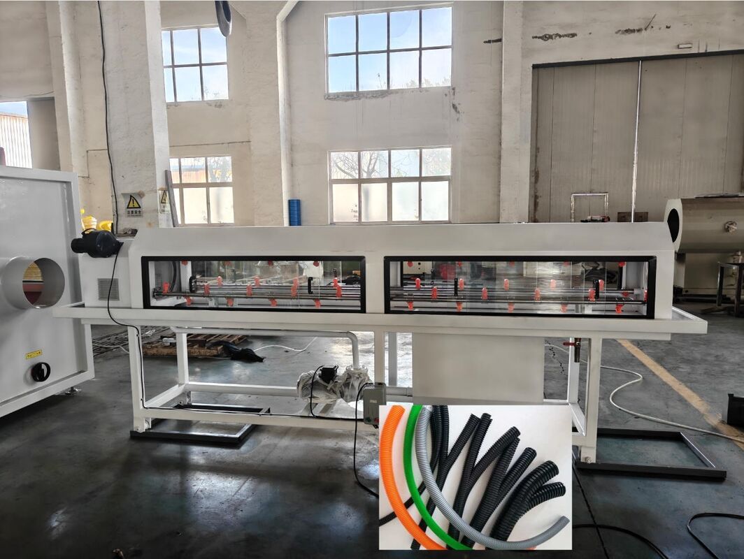 Double Wall Corrugated Pipe Extrusion Line with Siemens Main Electrical Parts, 33:1 Screw Ratio, and 20CrMnTi Gear Material