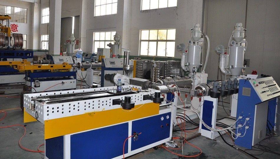 High Output Double Wall Corrugated Pipe Machinery , Corrugated Pipe Extruder SBG-63