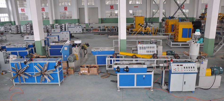 Single Wall Corrugated Pipe Extrusion Machinery For PP / PE / PVC Pipe