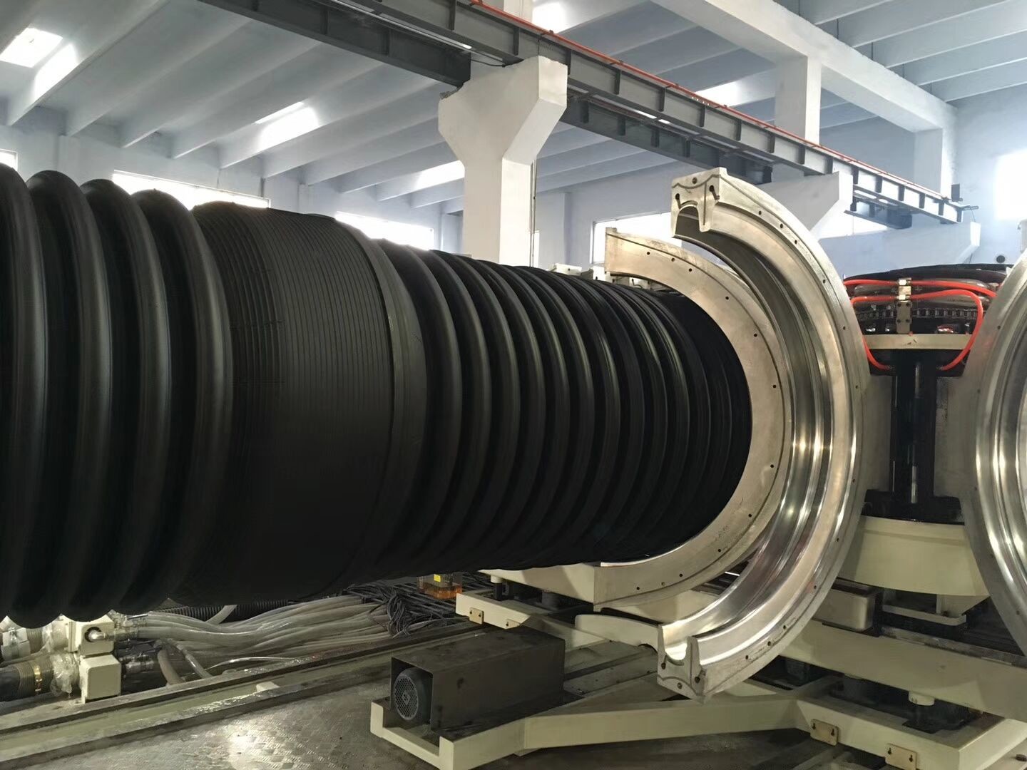 High Speed DWC Pipe Extrusion Line , Double Wall Corrugated Pipe Extrusion line SBG-1000