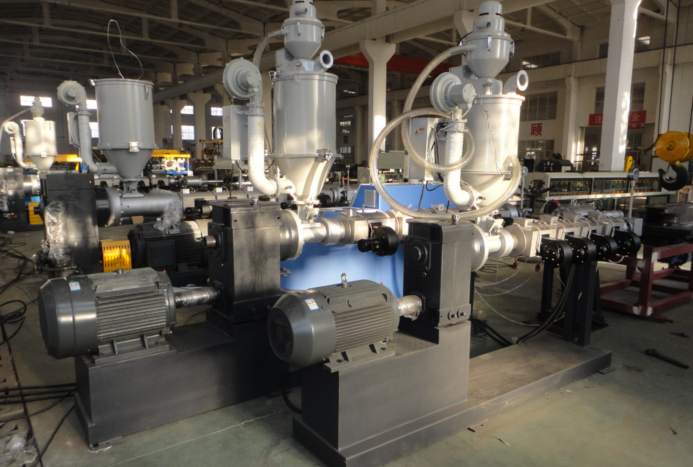 Double Wall 45kw 150kg/H HDPE Pipe Extrusion Line