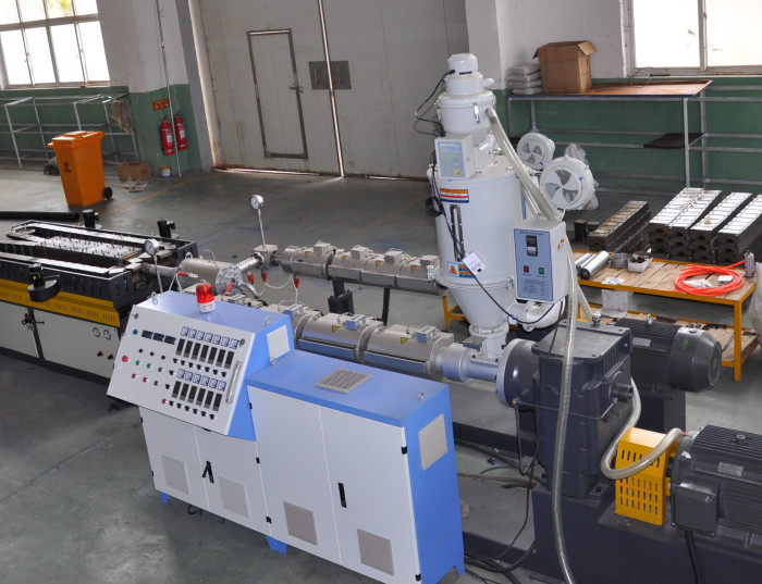 15Kg/H Single Layer Corrugated Pipe Extrusion Line