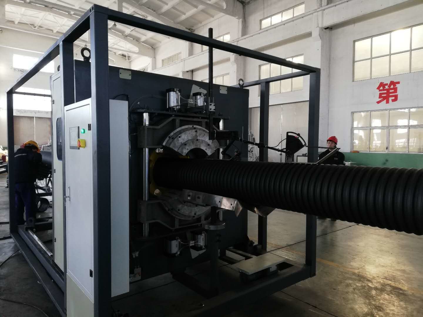 800mm Water Drainage HDPE Pipe Extrusion Machine 450kg/H