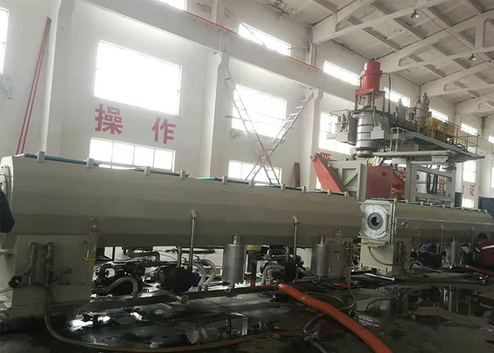 Diameter 2000mm Single Screw Hdpe Pipe Extruder Machine 1500kg/H